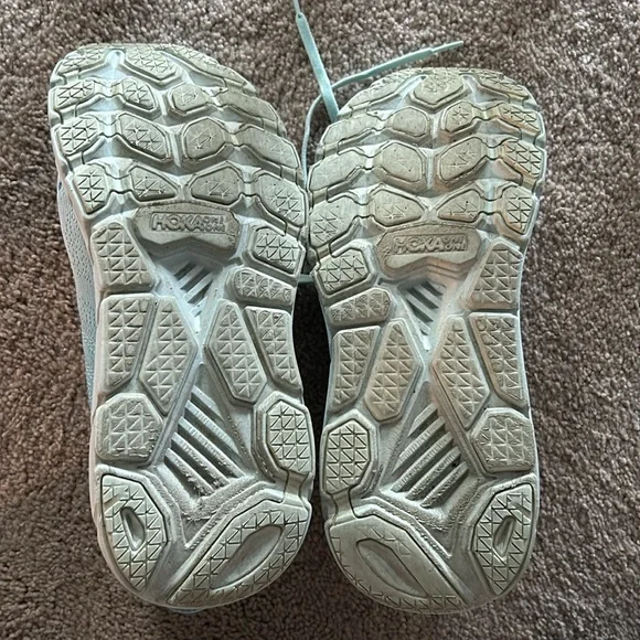 Hoka Clifton 6 Athletic Shoes - Picture 6 of 10